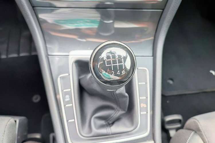 Volkswagen Golf Golf VII 1.0 TSI Comfortline zdjęcie 18