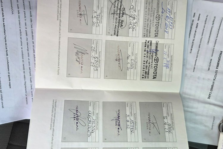 Toyota Auris 1.8 HSD 136KM Kamera Bezwypadkowy zdjęcie 14