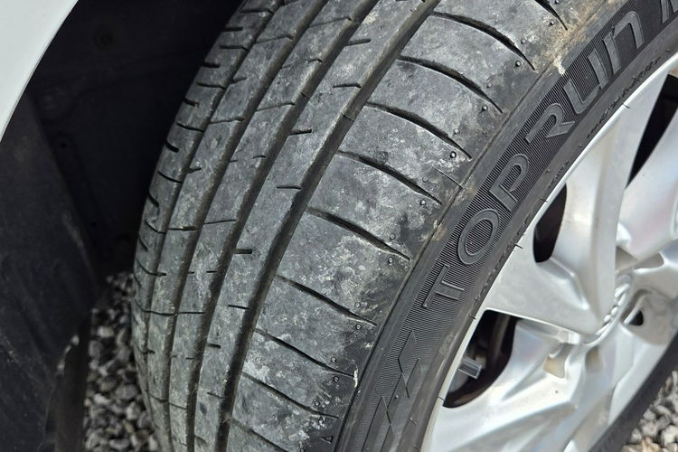 Toyota Auris 1.8 HSD 136KM Kamera Bezwypadkowy zdjęcie 23