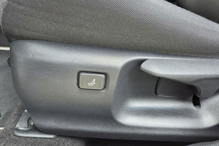 Toyota Corolla REZERWACJ1.8 HSD 122KM Salon PL LPG Vat 23% Distronic Kamera Ast. pasa zdjęcie 15