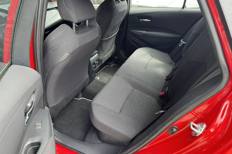 Toyota Corolla 1.8 HSD 136KM 109 tyś km Full Ledy Distronic Asystent Serwis Vat 23% zdjęcie 10