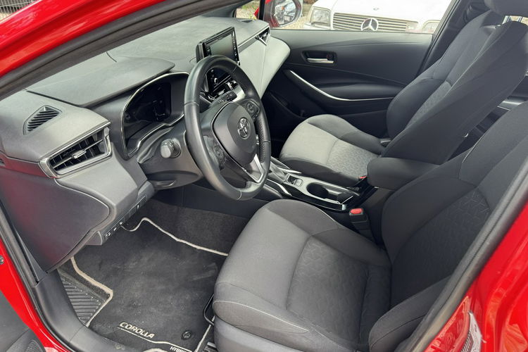 Toyota Corolla 1.8 HSD 136KM 109 tyś km Full Ledy Distronic Asystent Serwis Vat 23% zdjęcie 11