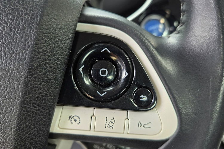 Toyota Prius 1.8 HSD 136KM Ledy Kamera Ast. Pasa Distronic Super Stan Serwis zdjęcie 15