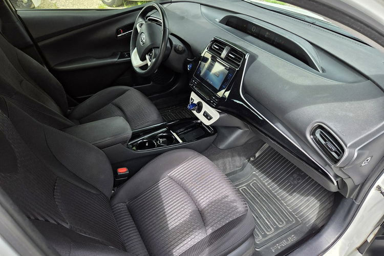Toyota Prius 1.8 HSD 136KM Ledy Kamera Ast. Pasa Distronic Super Stan Serwis zdjęcie 23