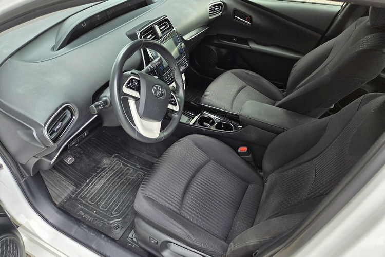 Toyota Prius 1.8 HSD 136KM Ledy Kamera Ast. Pasa Distronic Super Stan Serwis zdjęcie 7