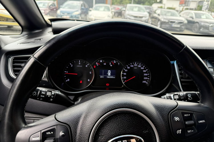 Kia Carens 7-osobowy. Kamera . Nawigacja . Panorama dach zdjęcie 15