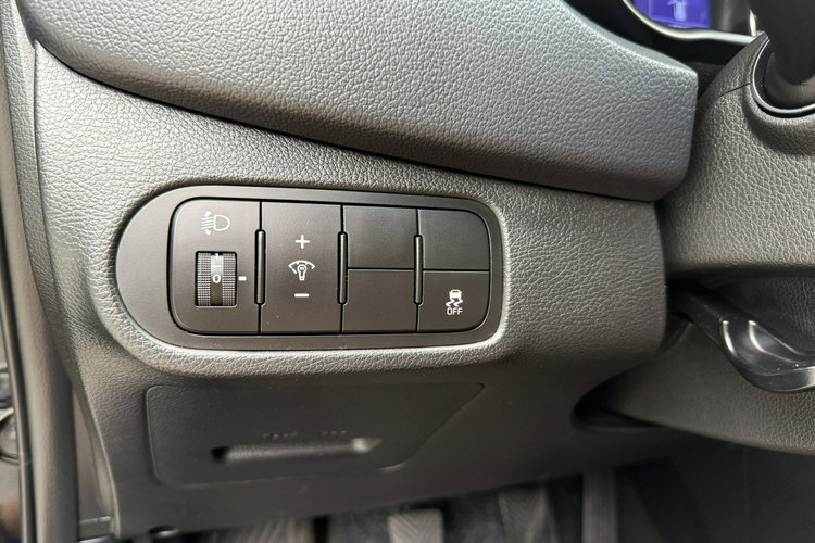 Kia Carens 7-osobowy. Kamera . Nawigacja . Panorama dach zdjęcie 25