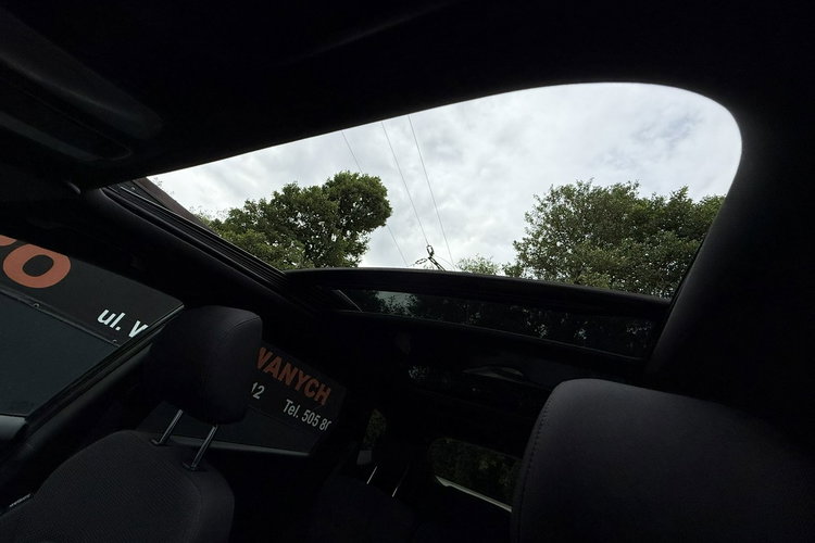 Kia Carens 7-osobowy. Kamera . Nawigacja . Panorama dach zdjęcie 33