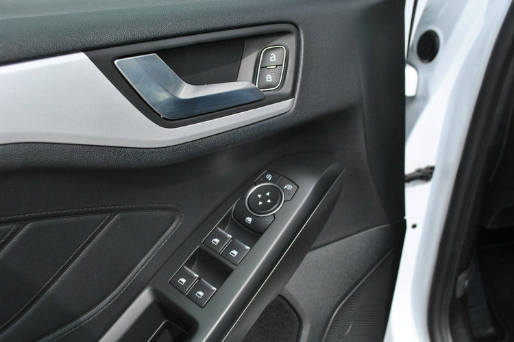 Focus Trend Edition 1, 5 EcoBlue 95KM ASO Forda Gwarancja Ford Używane zdjęcie 15