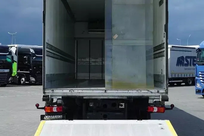 Mercedes / ANTOS / 2545 / EURO 6 / CHŁODNIA + WINDA / 23 PALETY / OŚ SKRĘTNA zdjęcie 10