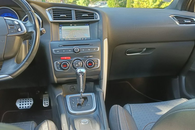 DS Automobiles DS 4 2.0 Blue-HDi SportChic, 180KM, automat, skóra, nawigacja, bezwypadkowy zdjęcie 18