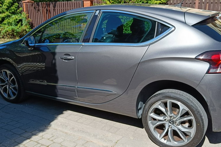 DS Automobiles DS 4 2.0 Blue-HDi SportChic, 180KM, automat, skóra, nawigacja, bezwypadkowy zdjęcie 2