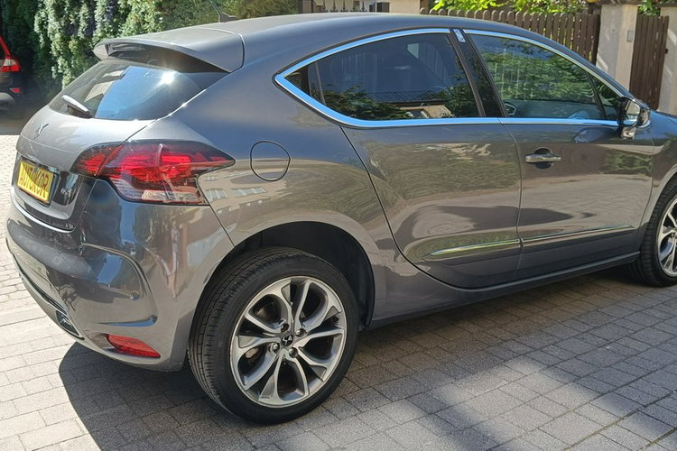 DS Automobiles DS 4 2.0 Blue-HDi SportChic, 180KM, automat, skóra, nawigacja, bezwypadkowy zdjęcie 6