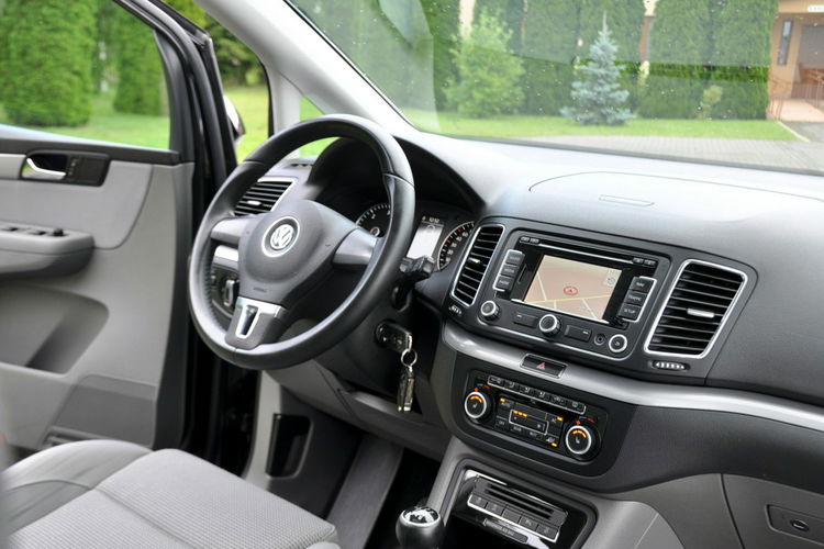 Volkswagen Sharan 2.0TDI(140KM) Navi Panorama 7-Foteli El.Fotel Welur Reling Alu16"ASO zdjęcie 29