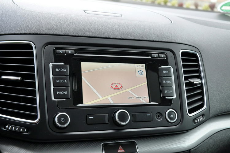 Volkswagen Sharan 2.0TDI(140KM) Navi Panorama 7-Foteli El.Fotel Welur Reling Alu16"ASO zdjęcie 34