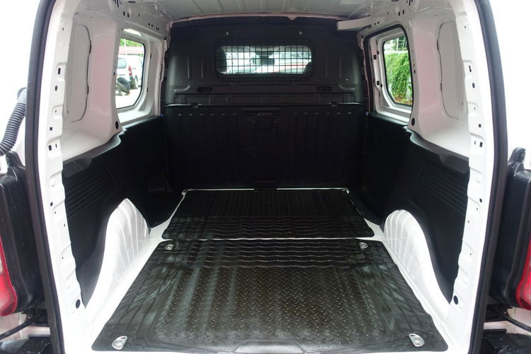 Citroen Berlingo Fv 23% Navi Czujniki Pełny Serwis Cena Brutto 47500 Gwarancja zdjęcie 10