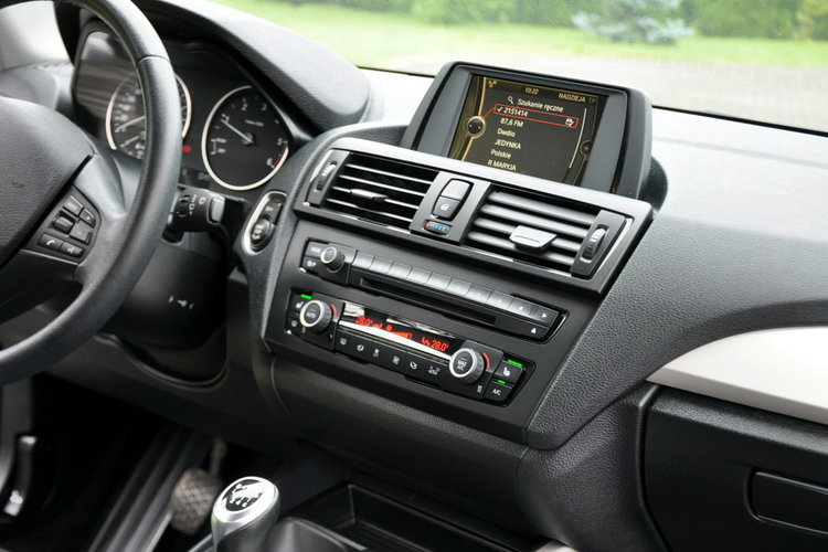 120 2.0d(143KM) Lift Wekur I Właściciel Klimatronik Alu16"ASO BMW zdjęcie 26