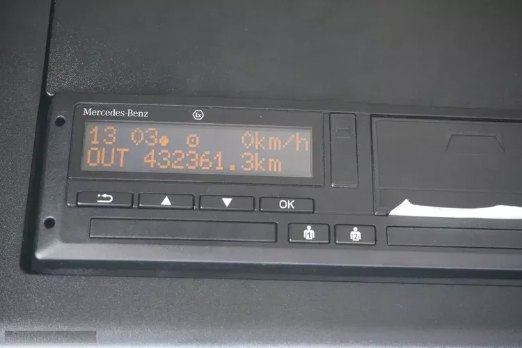 Mercedes Actros 2548 MP5 / Chłodnia Krone 18 EPAL Multitemperatura / Doppelstock 36 EPAL / Kabina GIGA SPACE zdjęcie 21