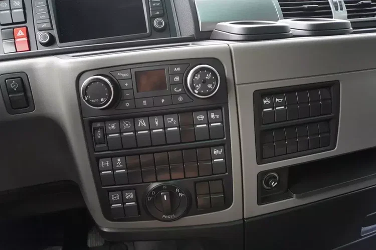 MAN TGX 18.430 / Burtofiranka 18 EPAL / Kab. sypialna / 2021 / 4 szt. zdjęcie 25