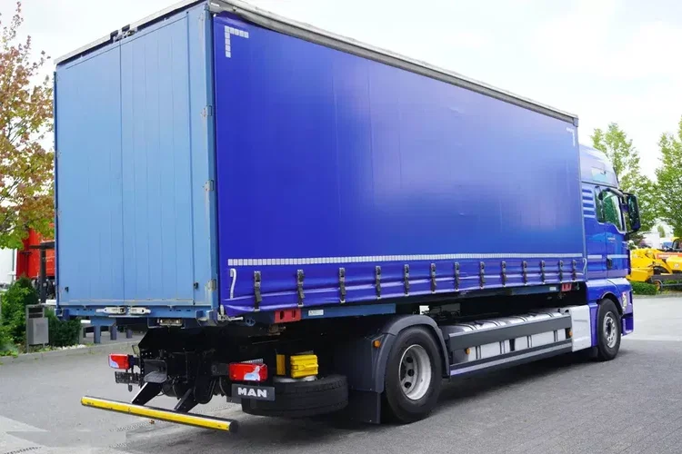 MAN TGX 18.430 / Burtofiranka 18 EPAL / Kab. sypialna / 2021 / 4 szt. zdjęcie 3