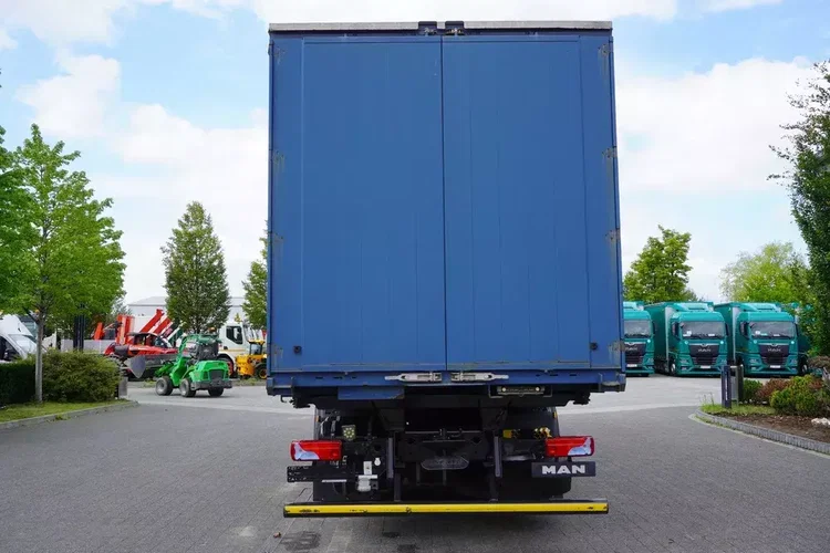MAN TGX 18.430 / Burtofiranka 18 EPAL / Kab. sypialna / 2021 / 4 szt. zdjęcie 4