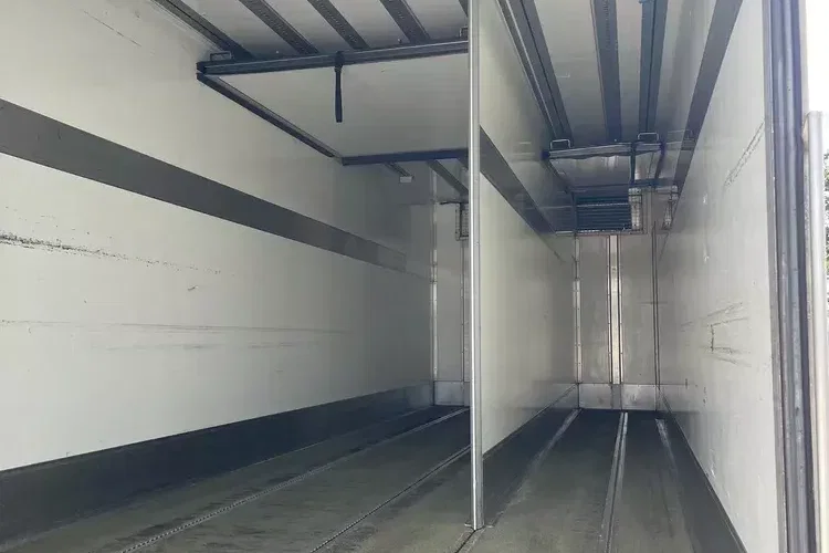 MAN TGS 26.360 CHŁODNIA 8.10m ( 20 europalet ) zdjęcie 14