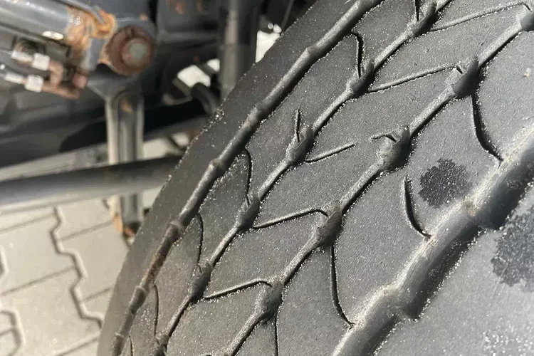 Mercedes ATEGO 818 klima, pneumatyka zdjęcie 10