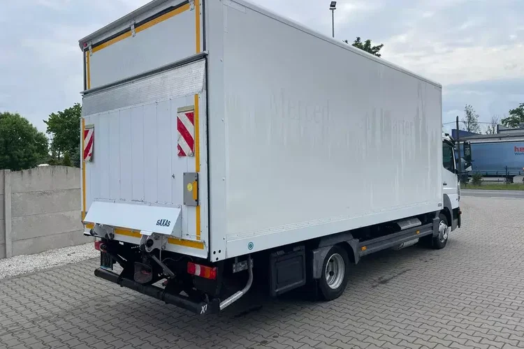 Mercedes ATEGO 818 klima, pneumatyka zdjęcie 5