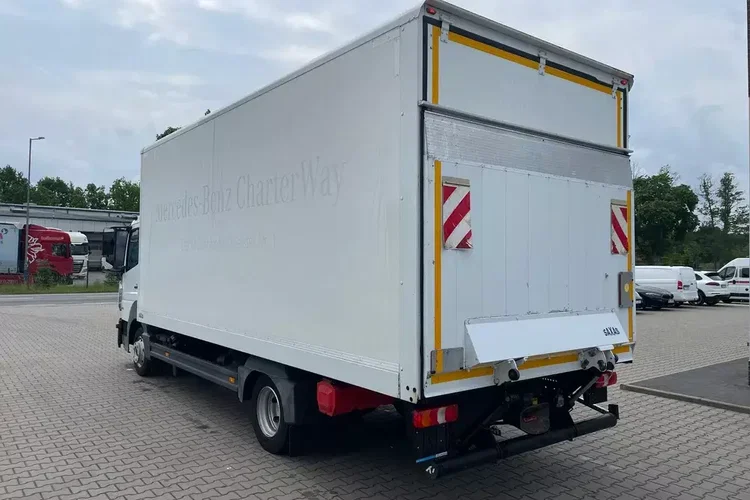 Mercedes ATEGO 818 klima, pneumatyka zdjęcie 7
