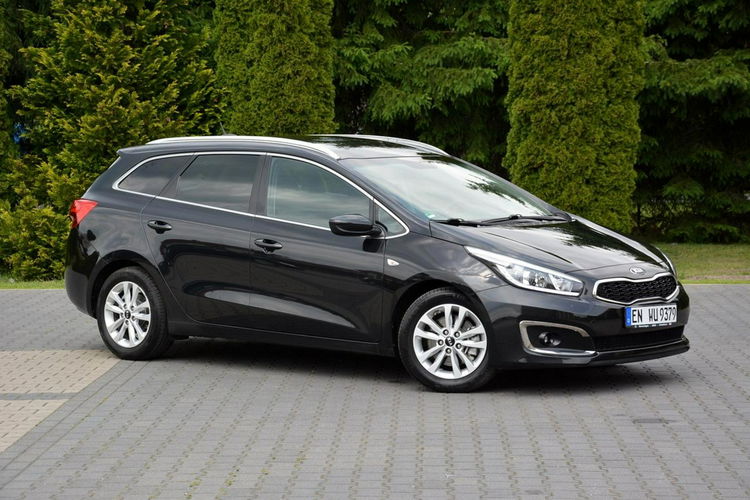 Kia Cee'd 1.6GDI(135KM) Lift Ledy Navi Kamera Klimatronic Grzana kierownica ASO zdjęcie 11
