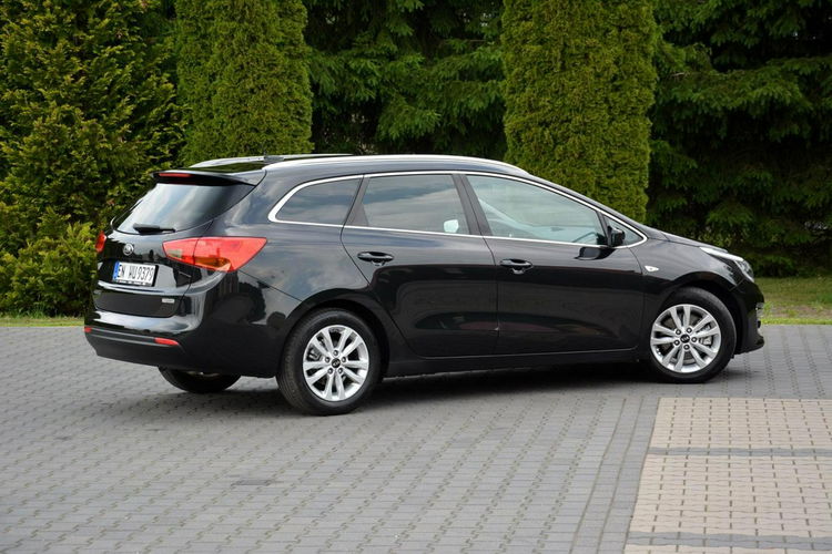 Kia Cee'd 1.6GDI(135KM) Lift Ledy Navi Kamera Klimatronic Grzana kierownica ASO zdjęcie 13