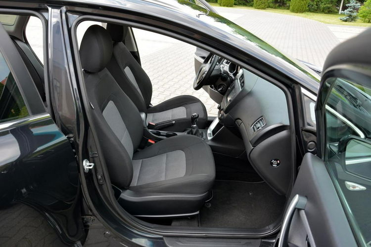 Kia Cee'd 1.6GDI(135KM) Lift Ledy Navi Kamera Klimatronic Grzana kierownica ASO zdjęcie 17