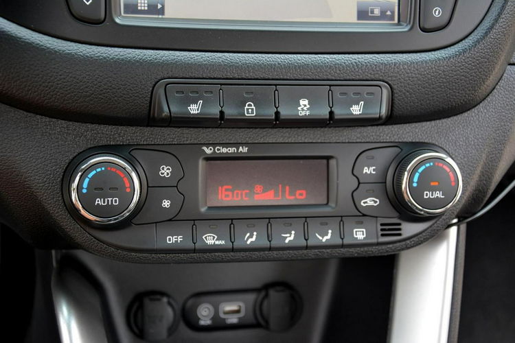 Kia Cee'd 1.6GDI(135KM) Lift Ledy Navi Kamera Klimatronic Grzana kierownica ASO zdjęcie 26