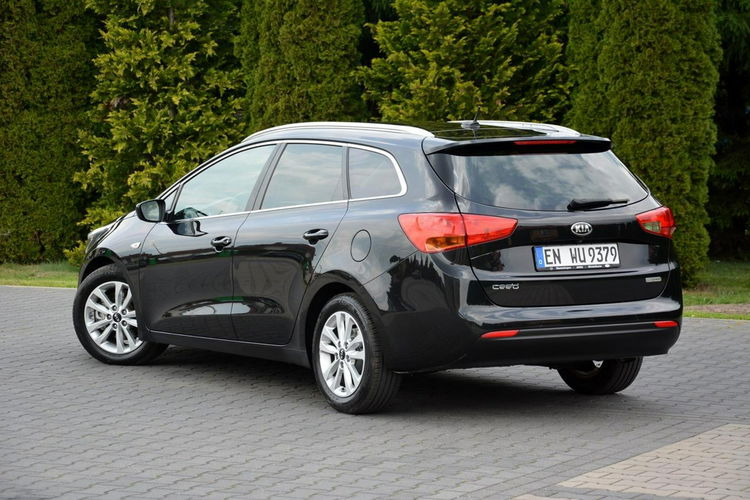Kia Cee'd 1.6GDI(135KM) Lift Ledy Navi Kamera Klimatronic Grzana kierownica ASO zdjęcie 7