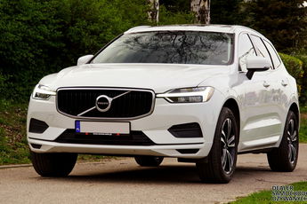 Volvo XC 60 T6 AWD 2020 Momentum Panorama FulLed Kamera Cof Podgrzewane fotele
