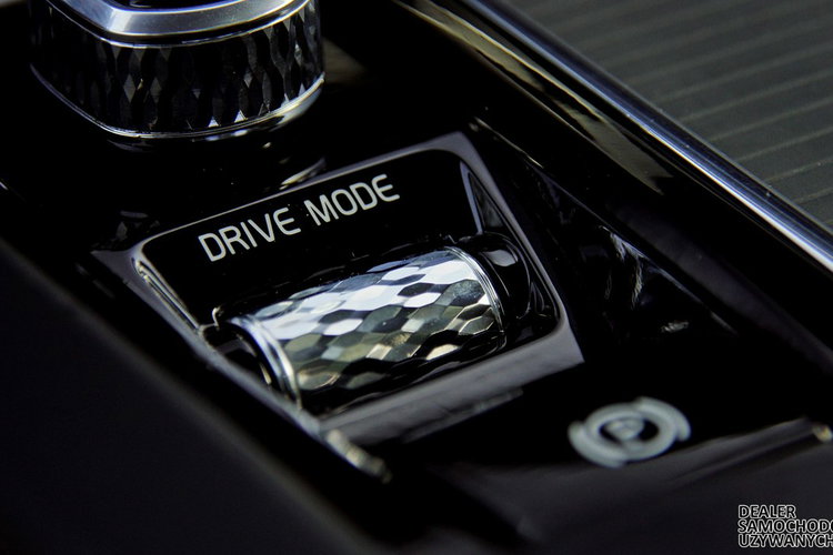 Volvo XC 60 T6 AWD 2020 Momentum Panorama FulLed Kamera Cof Podgrzewane fotele zdjęcie 35