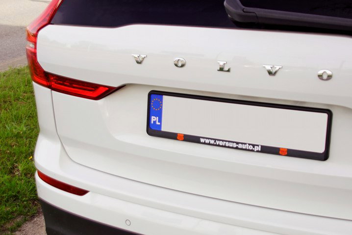 Volvo XC 60 T6 AWD 2020 Momentum Panorama FulLed Kamera Cof Podgrzewane fotele zdjęcie 47