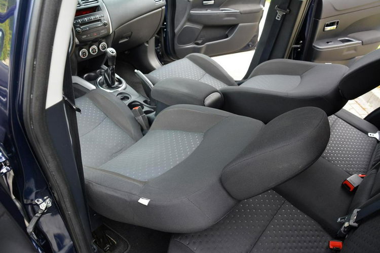 Mitsubishi ASX 1.6 ben (117 KM) Klimatronic Grzane fotele ALU 16 DOT 2024 zdjęcie 23
