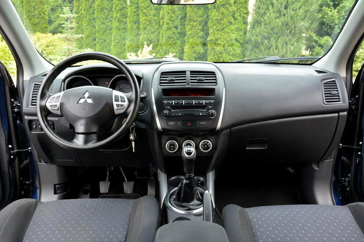 Mitsubishi ASX 1.6 ben (117 KM) Klimatronic Grzane fotele ALU 16 DOT 2024 zdjęcie 25