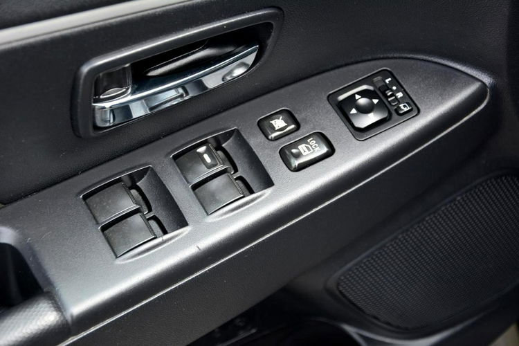 Mitsubishi ASX 1.6 ben (117 KM) Klimatronic Grzane fotele ALU 16 DOT 2024 zdjęcie 29