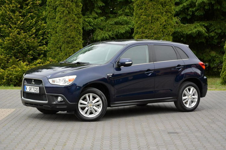 Mitsubishi ASX 1.6 ben (117 KM) Klimatronic Grzane fotele ALU 16 DOT 2024 zdjęcie 3