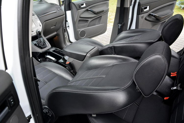 Ford Kuga Titanium Lift 4WD Navi Kamera 2XParktronic xenon LEDY Hak Oryginał zdjęcie 22