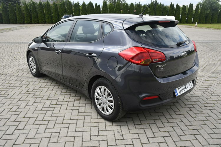 Kia Cee'd 1.4 Benz Parktronic.El.szyby.Centralka.. zdjęcie 10