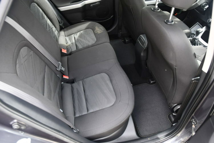 Kia Cee'd 1.4 Benz Parktronic.El.szyby.Centralka.. zdjęcie 17