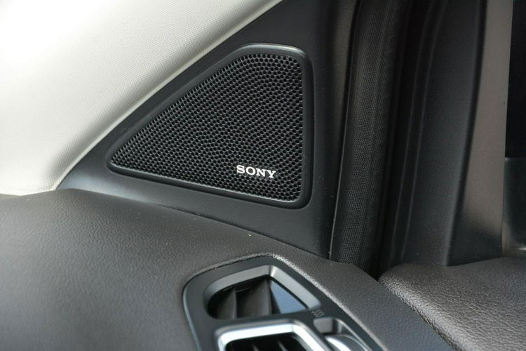 Ford Kuga Titanium 4WD Ledy Bi-xenon Skóry Navi Kamera Park Assist el.klapa zdjęcie 28