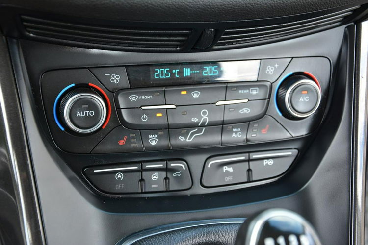 Ford Kuga Titanium 4WD Ledy Bi-xenon Skóry Navi Kamera Park Assist el.klapa zdjęcie 31