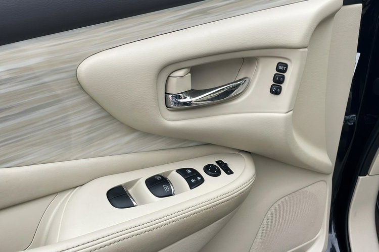 Nissan Murano Jasne Skóry 3.5V6 Panorama 4xgrzane fotele Radar Grzana kierownica zdjęcie 10