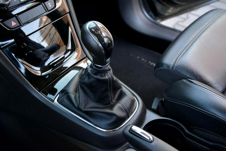 Opel Mokka 1.4T(140KM) LIFT Ledy Skóry Duża Navi Kamera 2xParkt Alu18" zdjęcie 30