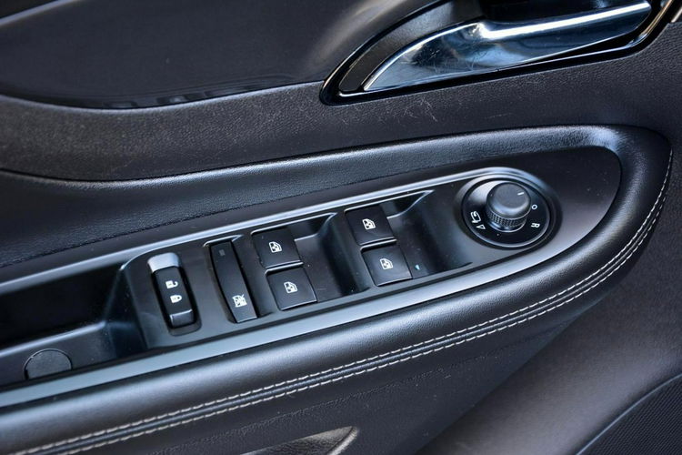 Opel Mokka 1.4T(140KM) LIFT Ledy Skóry Duża Navi Kamera 2xParkt Alu18" zdjęcie 31