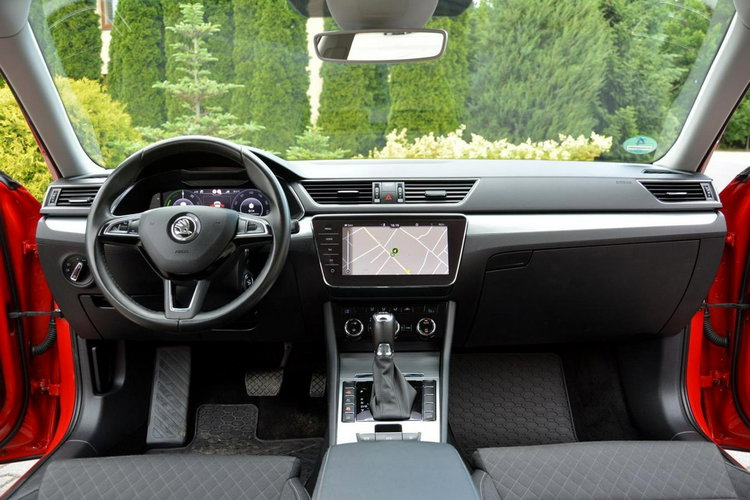Skoda Superb Virtual Cockpit Radar ACC Full Led Navi Columbus Kamera el. Klapa Aso zdjęcie 28